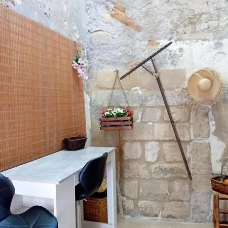 Holiday home Le Refuge Arles